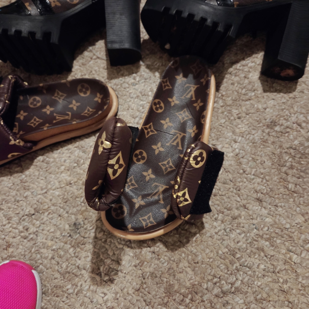 Louis Vuitton Black and Brown Heeled Boots - Picture 5 of 5